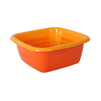 Plastic Stainer With Square Bowl