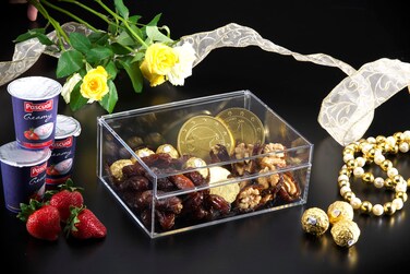 Buy Vague Acrylic Dates Serving Flip Box Online | Carrefour UAE