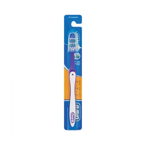 OralB Toothbrush 40 Medium
