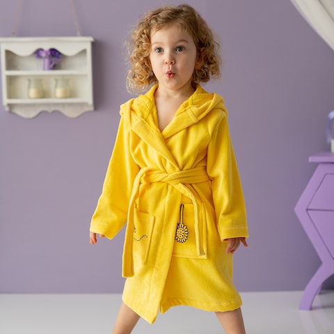 Milk&amp;Moo Buzzy Bee Toddler Robe, Kids Robe, 100% Cotton Kids Bathrobe, Ultra Soft and Absorbent Hooded Bathrobe for Girls and Boys, Yellow Color, Suitable for 2-4 Years
