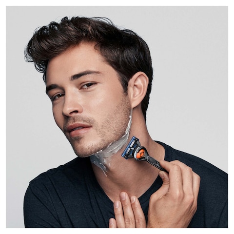 Braun Beard Trimmer and Gillette Fusion5 ProGlide Razor - BT3242