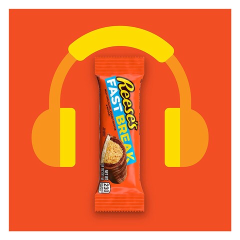 Hershey&#39;s Reese&#39;s Fast Break Peanut Butter Nougat And Milk Chocolate Bar 51g
