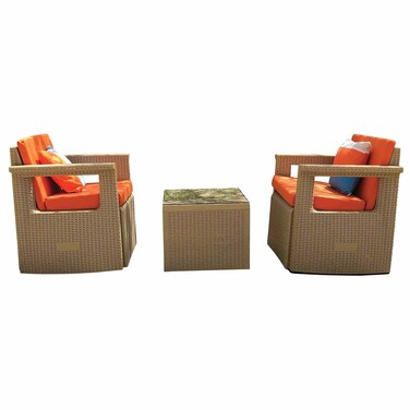 2كرسى فوتيه + 1ترابيزة صغيرة