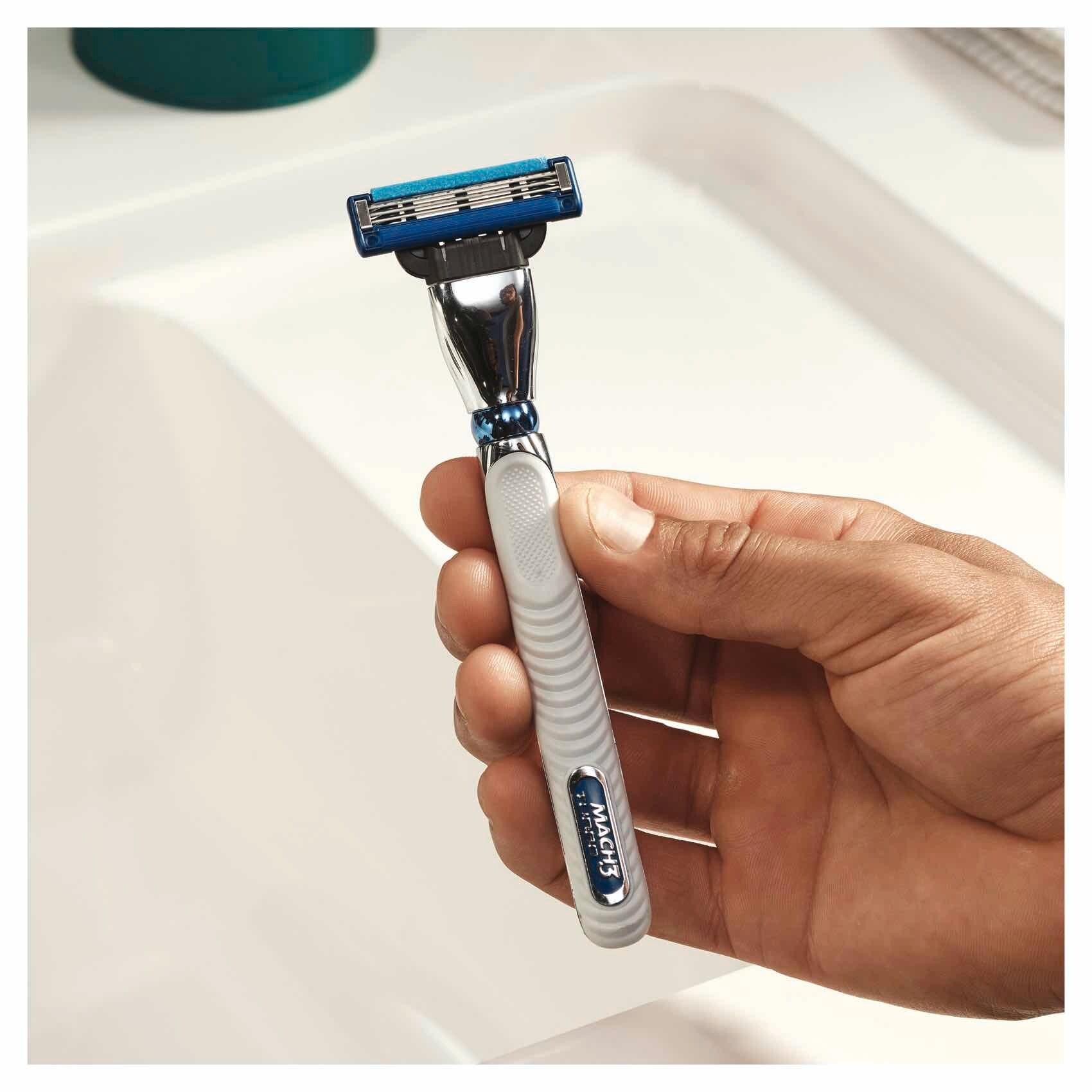 Gillette Razor Mach3 Blades Turbo 8 Pieces product thumbnail 2