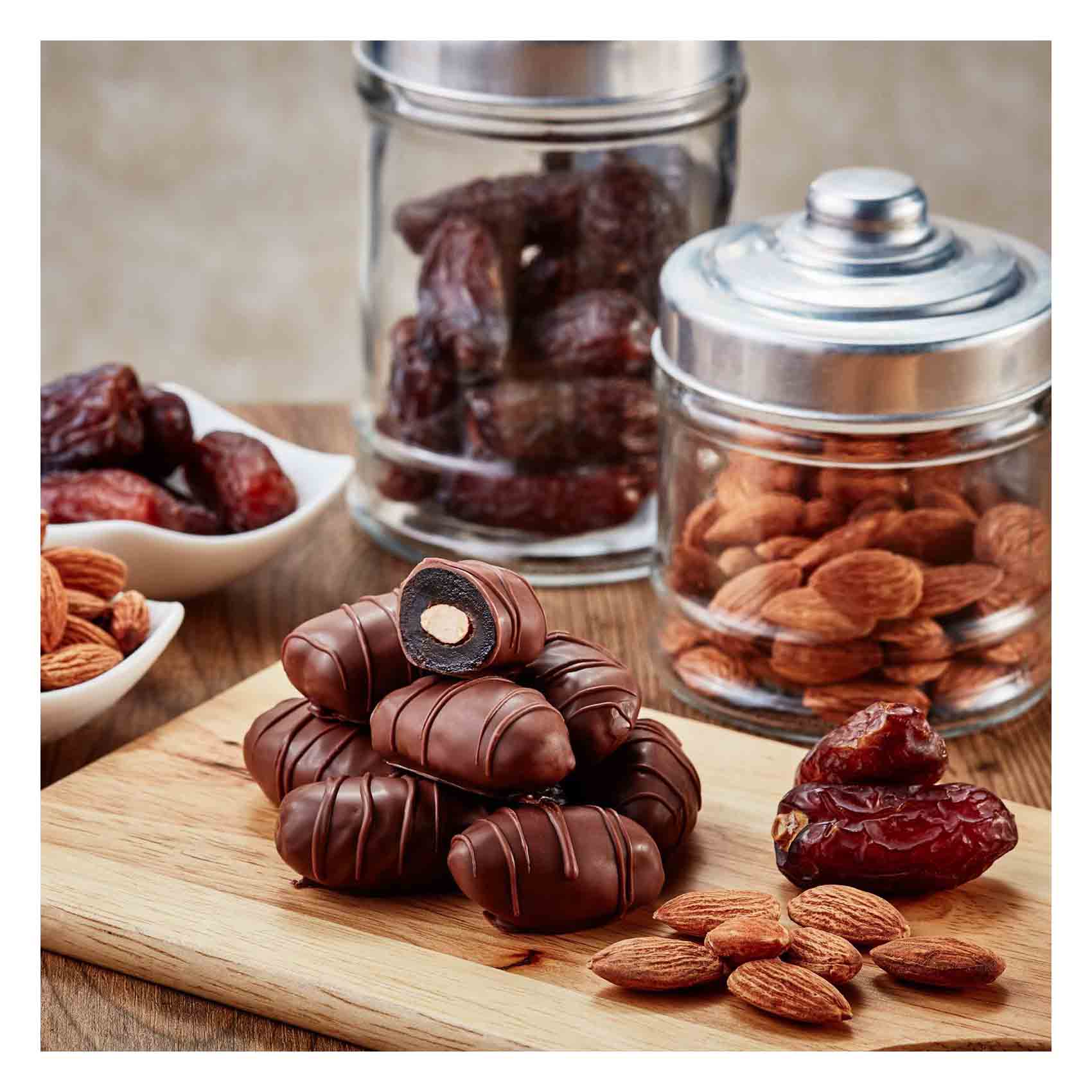 Chocodate Milk Chocolate Dates With Almonds 100g