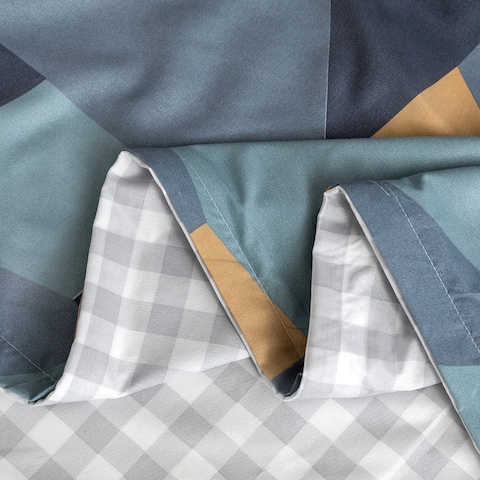 6-Piece Double Size Duvet Cover Set 1 Duvet Cover + 1 Flat Sheet + 4 Pillow Cases Microfibre Hoki