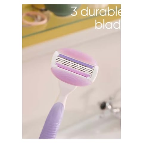 Venus Comfortglide Breeze Razor Handle With 4 Blade Refills