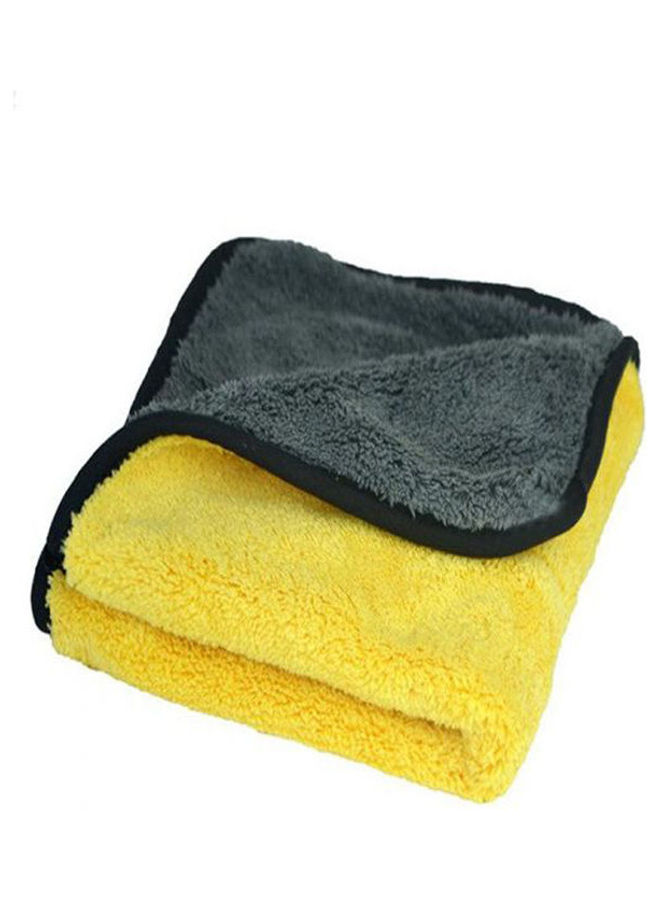 Towel Of Microfiber For Cleaning Cars And Car Dashboard