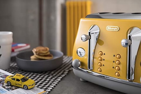 De&#39;Longhi Icona Capitals Yellow Vintage Style 4 Slice Toaster, 6 Browning Levels, 4 Extra Wide Bread Slots, Defrost And Reheat Functions, Removable Crumb Tray, Ctoc4003.Y