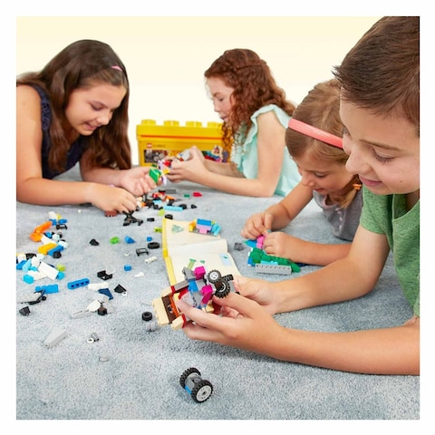 Lego 10696 Classic Medium Sized Bausteine Brick Box