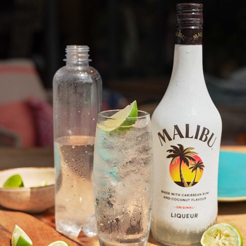 Malibu Caribbean Rum With Coconut Flavour 700Ml