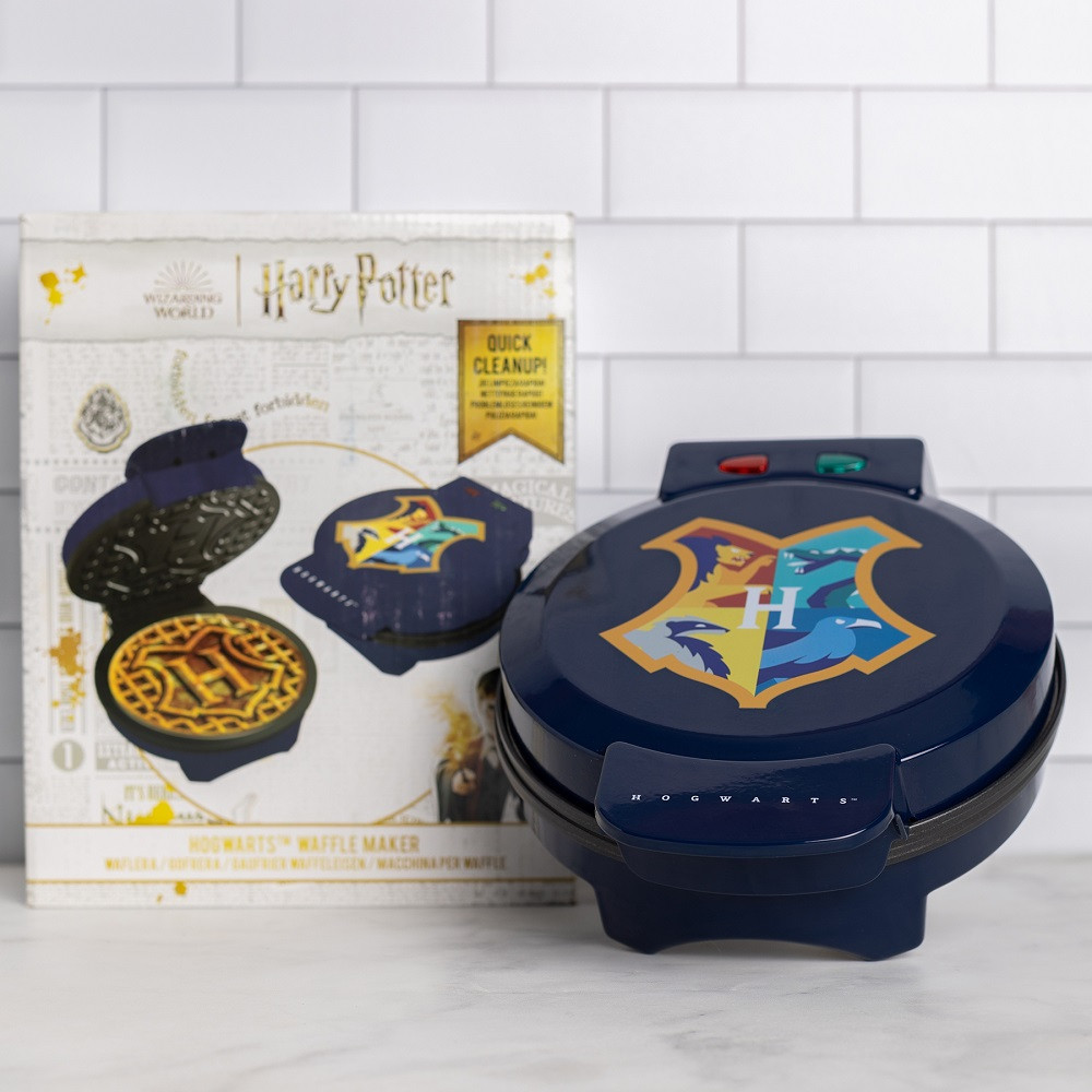 Harry Potter Breakfast Appliances - Sandwich Maker and Hogwarts Waffle Maker