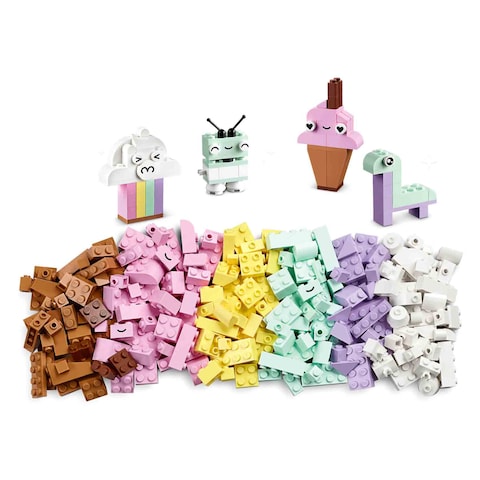 LEGO 11028 Classic Creative Pastel Fun Building Toy 5+ Years 333 Pieces