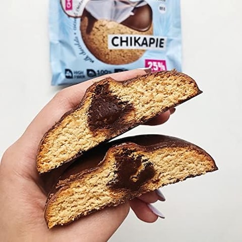 Chikalab Chika Pie Coconut Flavour - 1 Box - 9 Protein Cookies (60gms Each), 15g Protein - 2.8g Carbs Only - 15g Fiber - No Added Sugar! - 219 Kcal