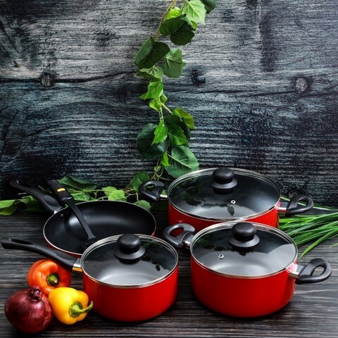 Royalford Cookware Set, 8 Pieces, Red, RF6082 Scratch Resistant, Tempered Glass Lids, 2.5MM Body Thickness, Bakelite Knobs, and CD Bottom