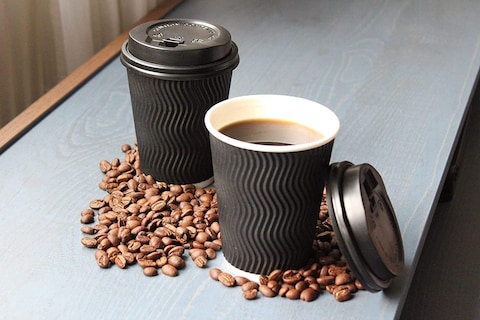 Markq [50 Sets] 8 oz. Black Disposable Coffee Cups with Lids - Triple Wall Ripple Paper Cups for Hot &amp; Cold Drinks