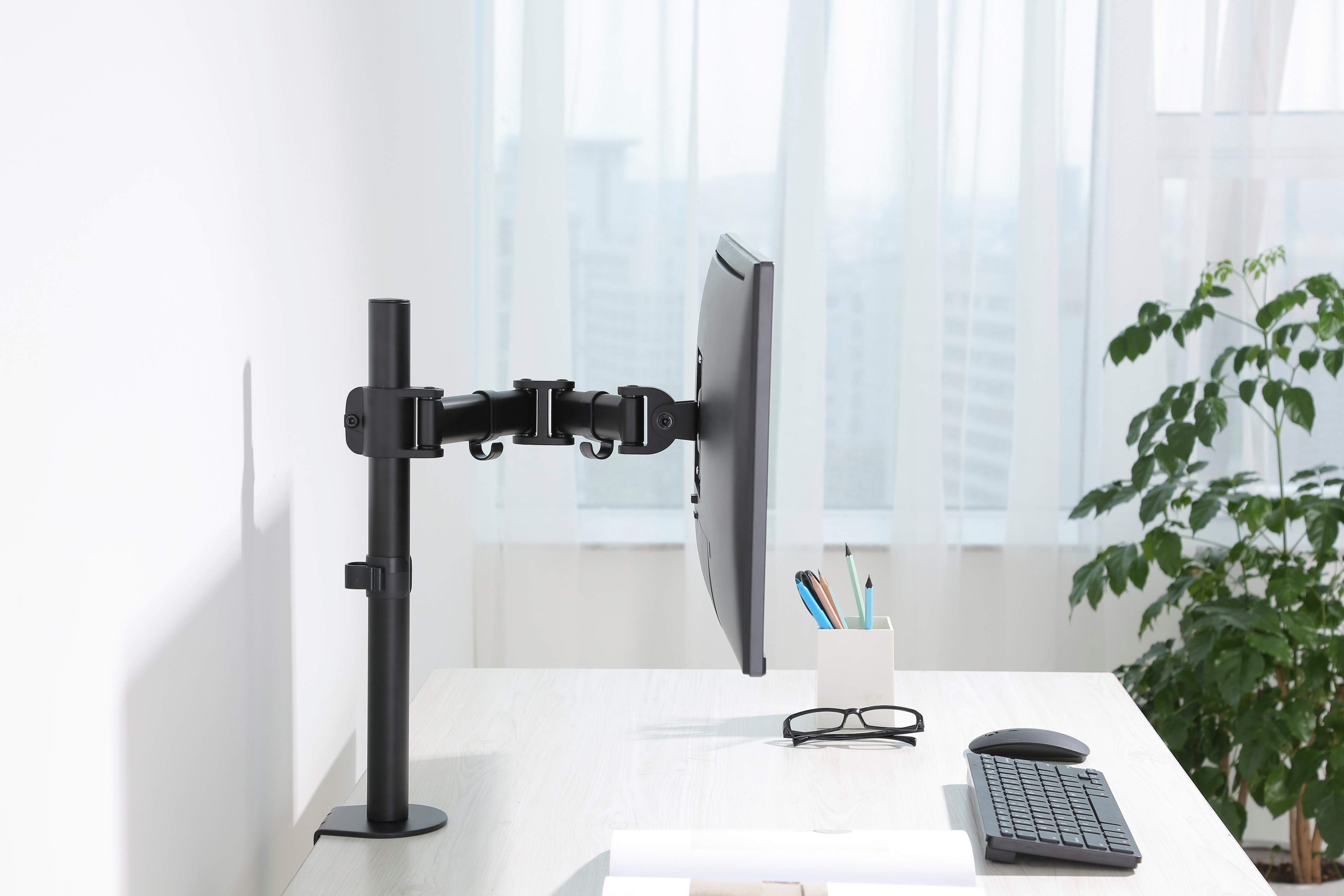 skilltech Skilltech Skill Tech Articulating Desk Mount