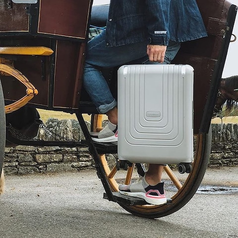 Eminent Vertica Hard Case Travel Bag Cabin Luggage Trolley Polypropylene Lightweight Suitcase 4 Quiet Double Spinner Wheels With Tsa Lock B0006 Grey