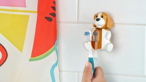 Flipper Hygienic Kids Toothbrush Holder With Suction Cups, Made In Malaysia, Fun Animal Beagle, 3Y+