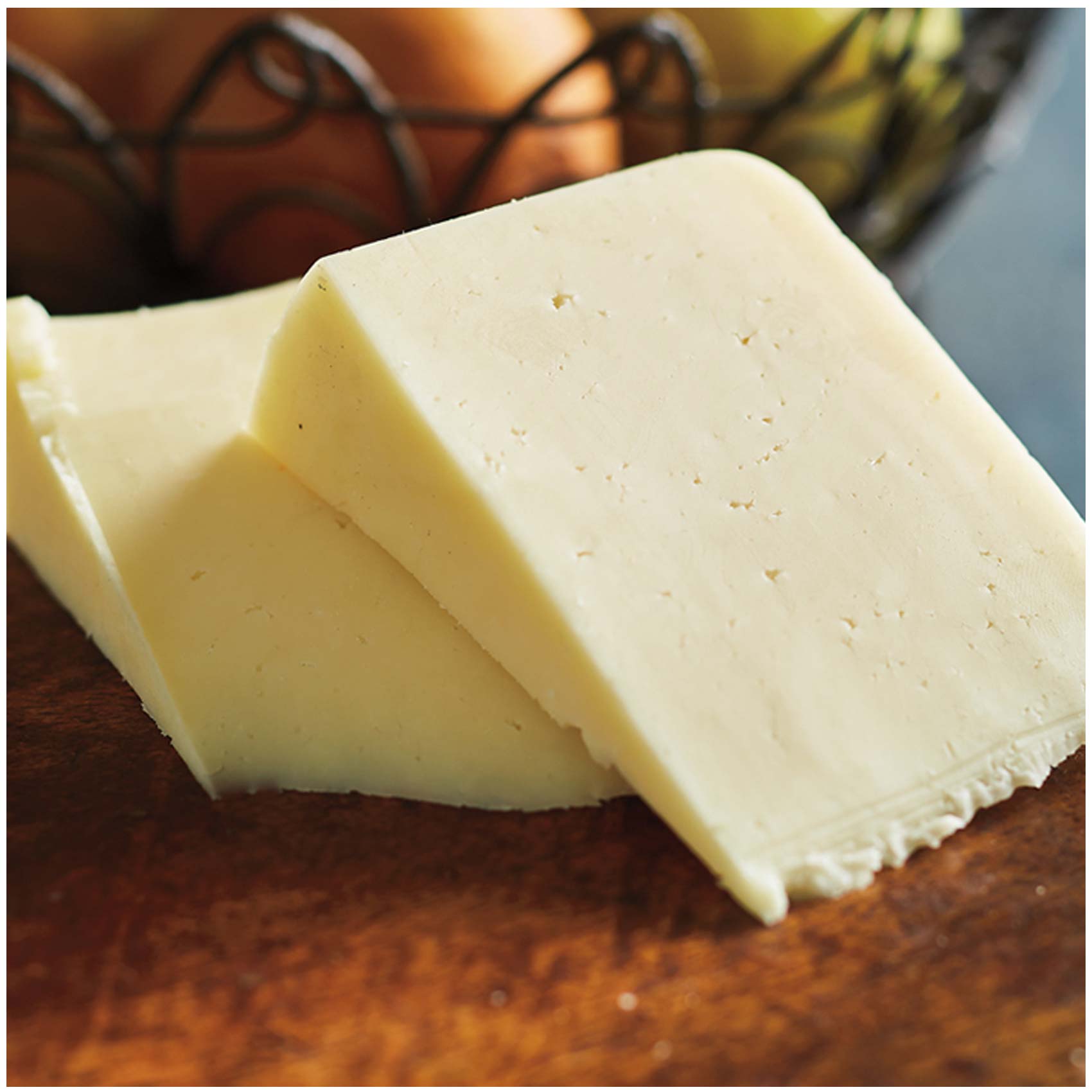 Kerrygold Cheddar Cheese White product thumbnail 2