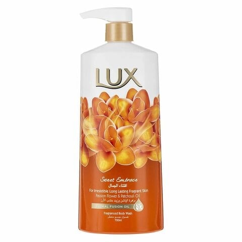 Buy Lux Sweet Embrace Body Wash 700ml in Kuwait