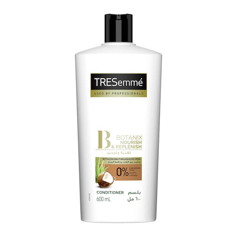 Tresemme Conditioner Nourish and Replenish with Coconut Milk and Aloe Vera - 600 Ml