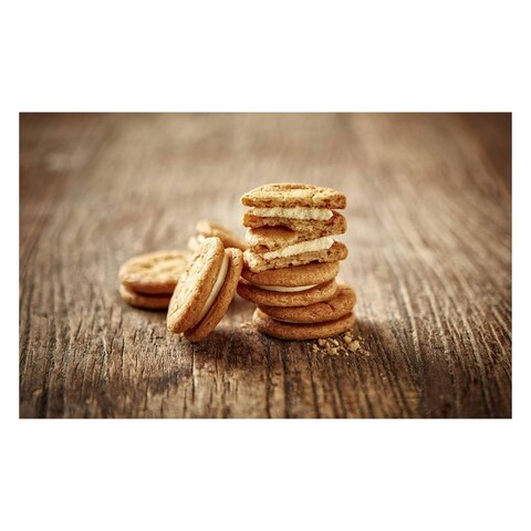 Fox&#39;s Golden Crunch Cream Biscuits 200g