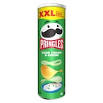 Buy Pringles Sour Cream  Onion Chips 200g in UAE