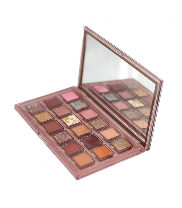 Rial Beauty Naughty Nude Eyeshadow Palette Multicolour