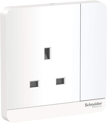 Schneider Avataron Switched Socket 3P 13A 250V E8315_We_G12, White