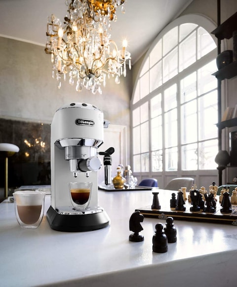 De&#39;Longhi Dedica Style Pump Espresso Coffee Machine, White, EC685.W