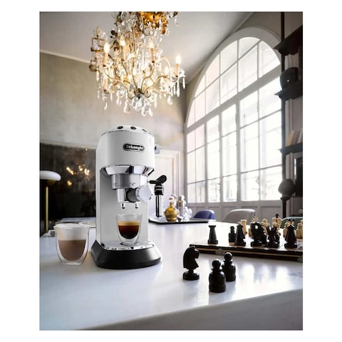 Delonghi Espresso Machine - 1100 Liters - EC685.W