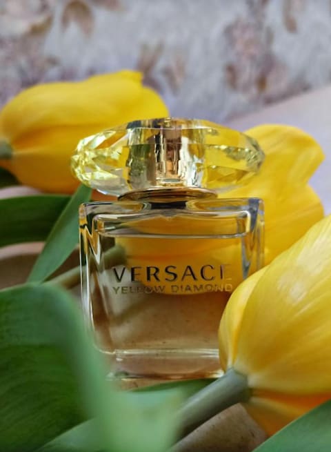 Versace Yellow Diamond Eau De Toilette - 90ml