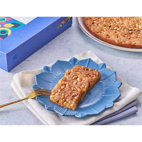 قويدر بسبوسة بالمكسرات