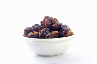 تمر باللوز - 500جم