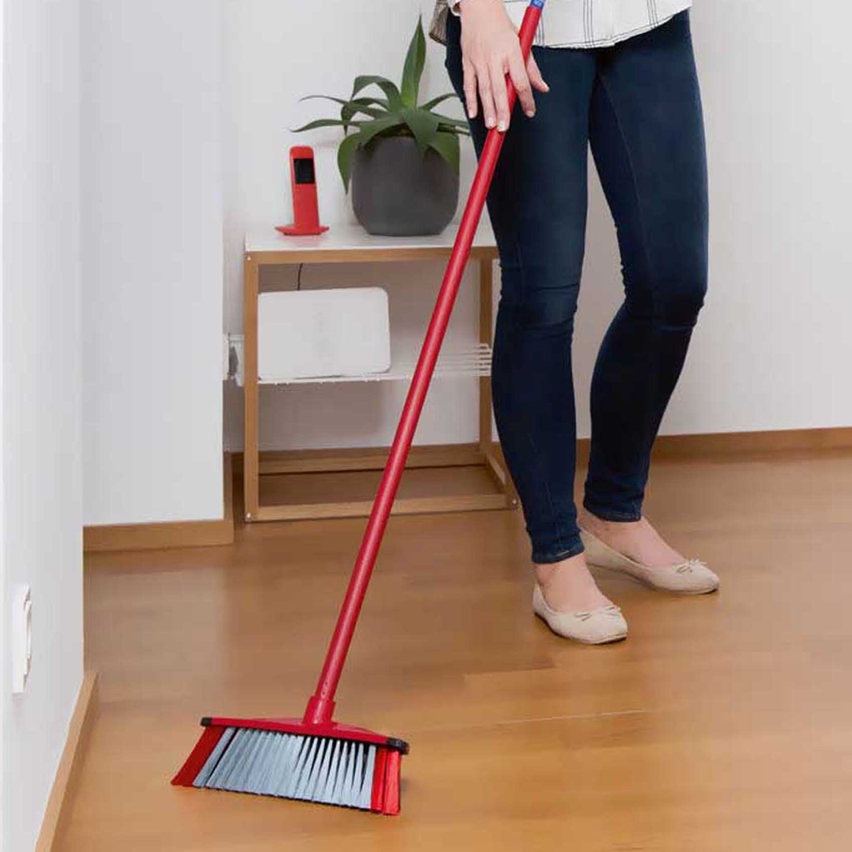 Vileda 3 Action Broom Red