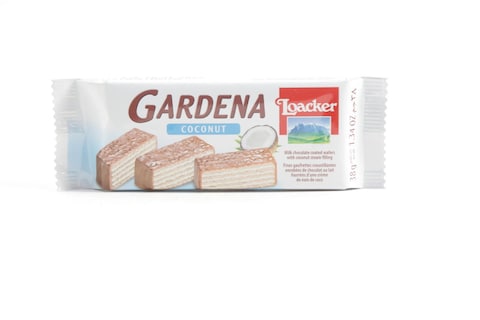 loacker Gardenia Milk Chocolate Coated Wafers with Coconut Cream 38g