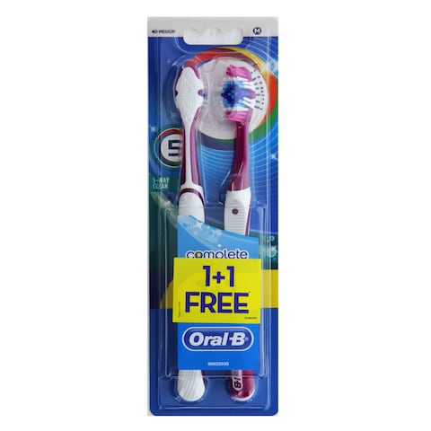 Buy Oral-B Complete 5 Way Clean Medium Manual Toothbrush Multicolour 2 PCS in Saudi Arabia