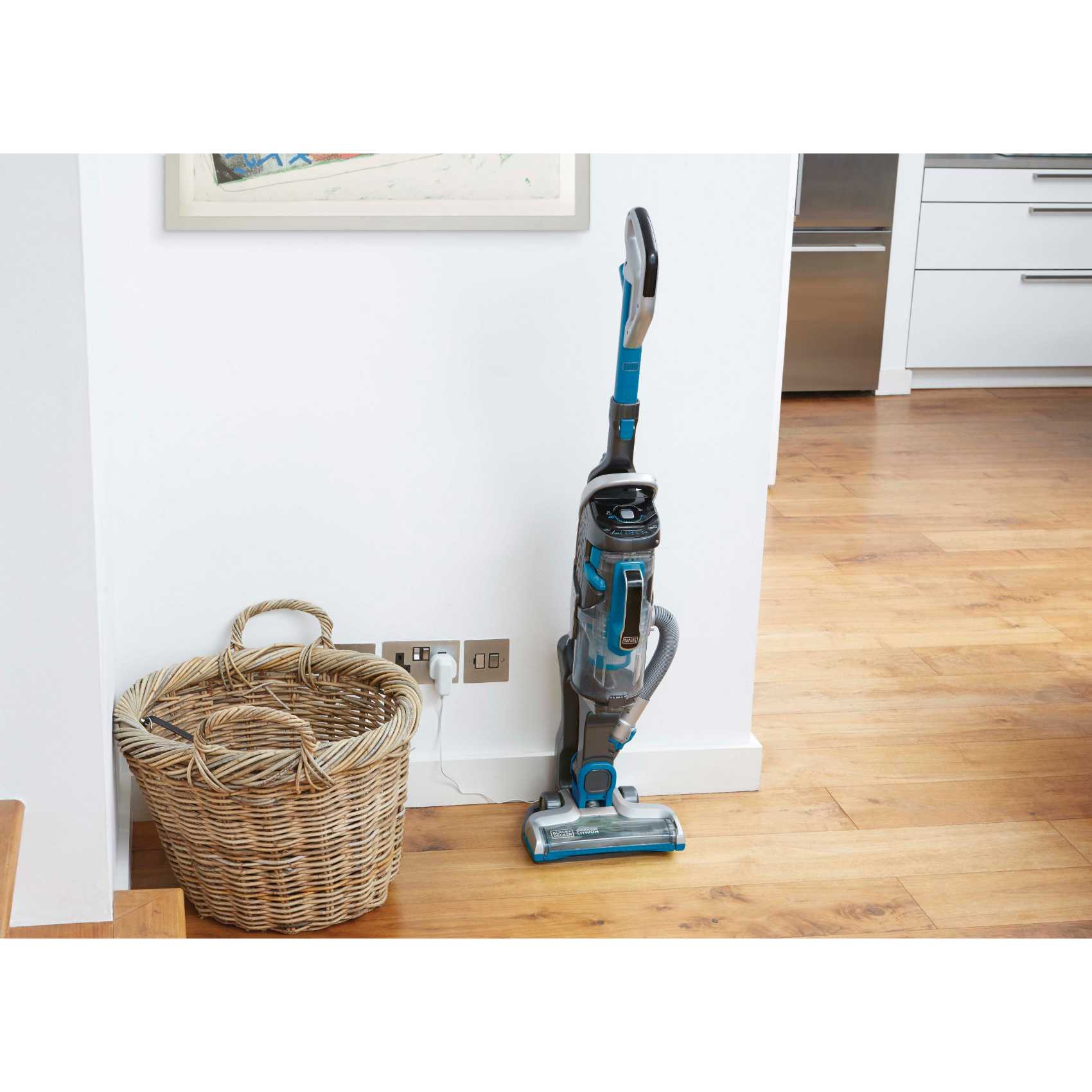 Black+Decker Upright Stick Vacuum Cleaner 45W CUA525BH-GB