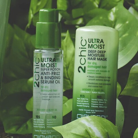 Giovanni 2Chic Ultra-Moist Dual Action Protective Leave-In Spray, 4 Oz. - Protects From Heat Styling Breakage, Avocado &amp; Olive Oil, Aloe Vera, Shea Butter, Botanical Extracts, No Parabens, Color Safe