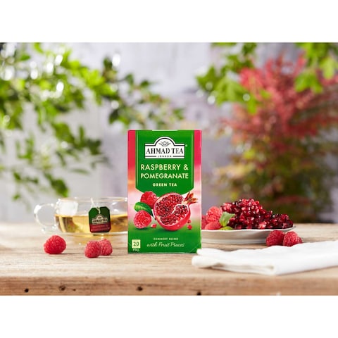 Ahmad Tea Raspberry and Pomegranate Flavoured Green Tea with Fruit Pieces Tea Bags 20 Tea Bags