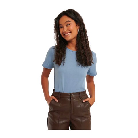 Women Basic T-shirt Round Neck