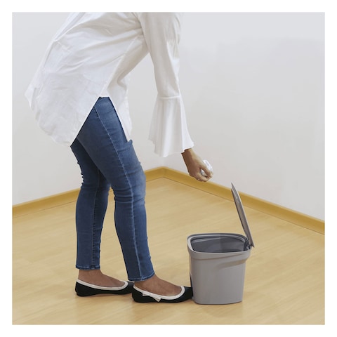 Tramontina Compact Plastic Pedal Dustbin 7L Grey