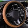 غطاء عجلة قيادة السيارة العالمي أغطية حماية العجلات من جلد البولي يوريثان غطاء عجلة القيادة أكسسوارات سيارات AGC بني اللون