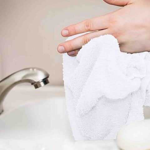 H&amp;B Hydro Bath Towel White
