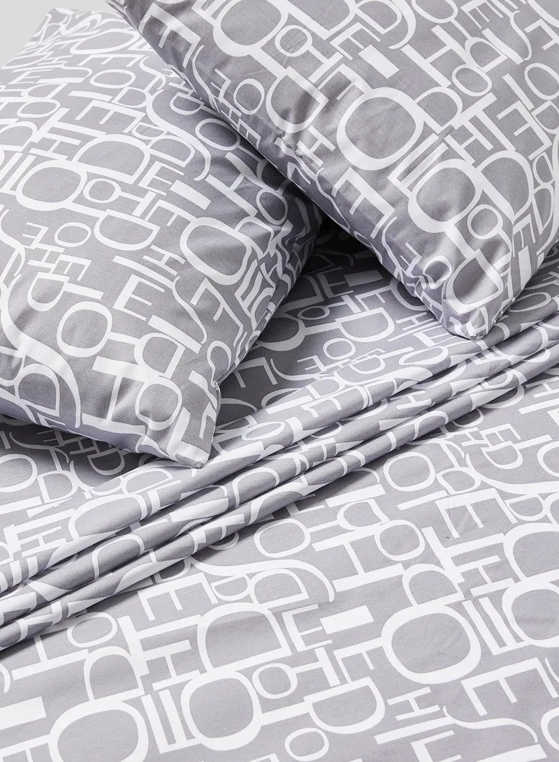 3-Piece Queen Size 180 Thread Count Premium Collection Alphabet Printed Bedsheet Set Includes 1xBedsheet, 2xPillow Cases 50x75 cm Cotton Grey/White 240x254cm